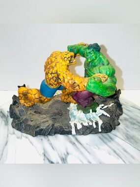 Marvel Legends Masterworks The Thing Vs The Incredible Hulk Figurine Toybiz 2006